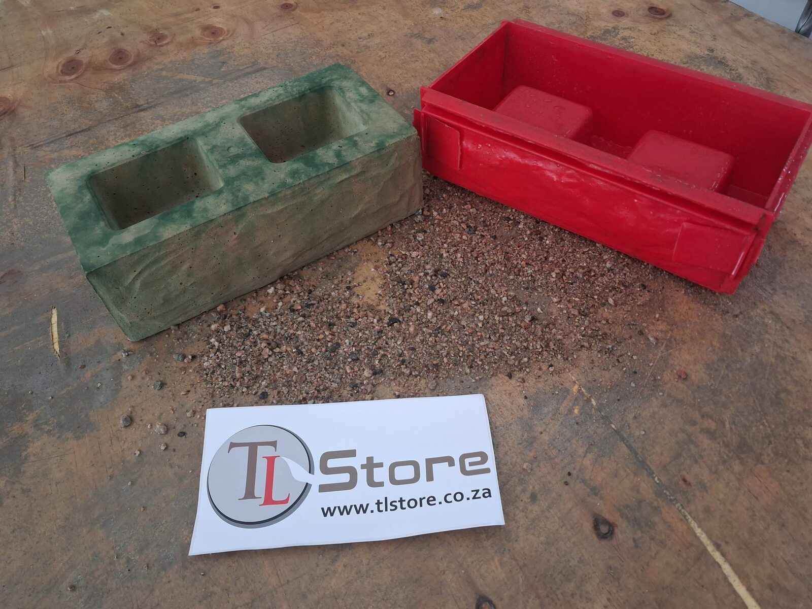 Rock Face Maxi Brick Mould