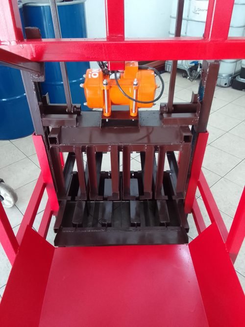Electric 4 per drop M140 Hollow Block Machine