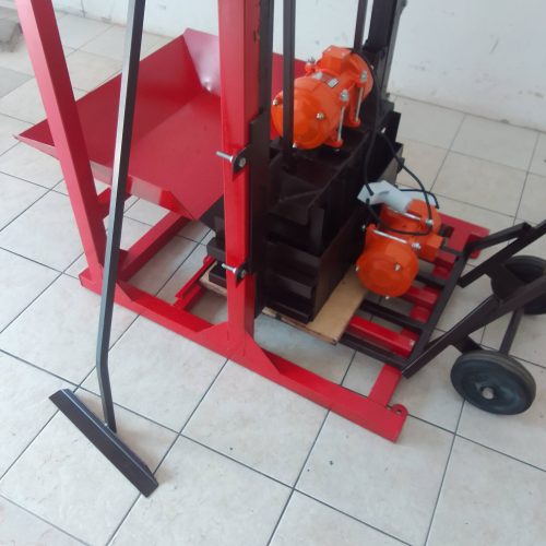 Power Electric Static Brick Making Machine