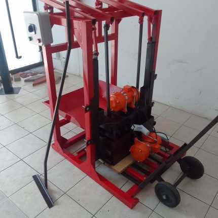 TL Store Power Electric Static Brick Making Machine