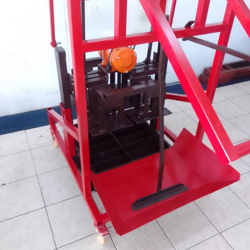 Power Electric Egg-Layer Brick Making Machine